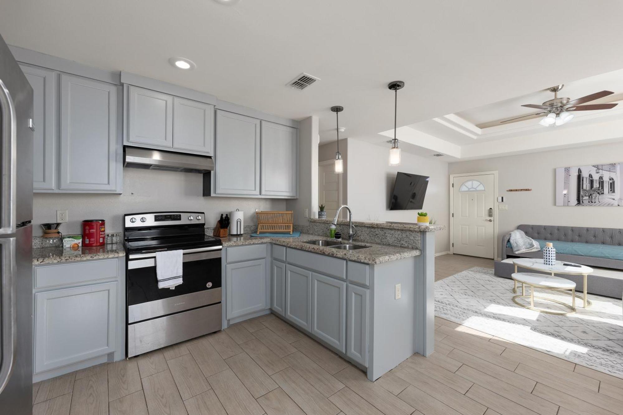 Cozy 3 Bed 2 Bath Apartment, Near Shopping Plazas, Expressway And Free Parking Edinburg Buitenkant foto